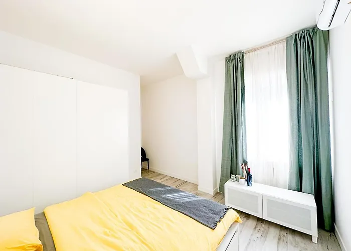 Poppea Domus Romae Hotel *